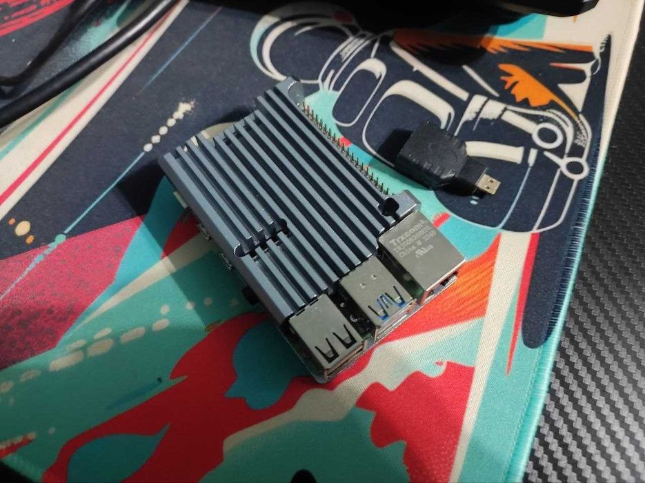 Raspberry Pi model B 8GB RAM + Aluminium Armour heatsink кейс