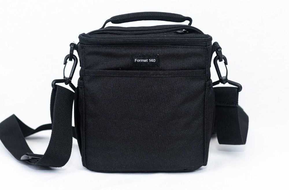 Lowepro Format 140 - geanta foto - Dimensiuni exterioare: 22 x 19 x 13 cm