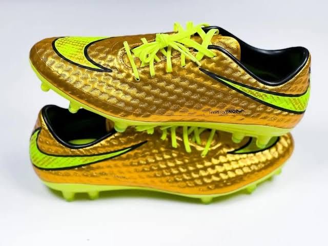 NIKE HYPERVENOM 1 –истинска ретро легенда!