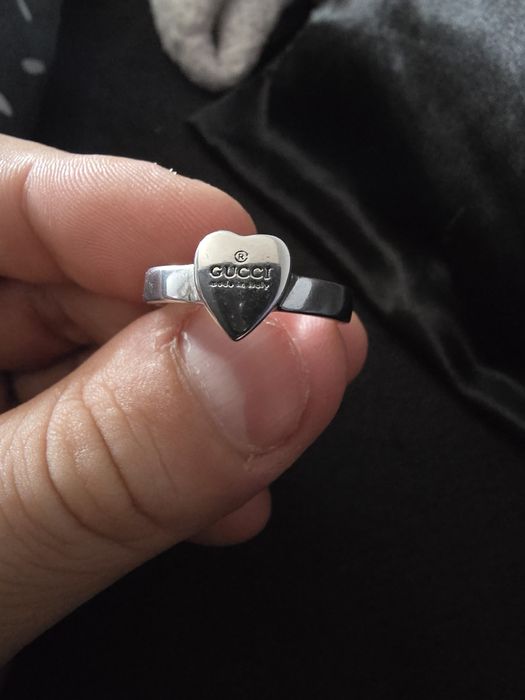 Продавам Пръстен GUCCI