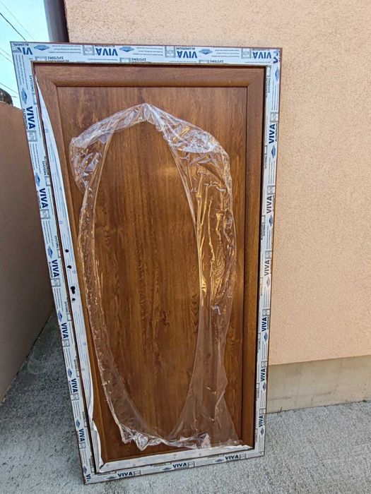 Алуминиева врата цвят "Златен дъб"  180/80