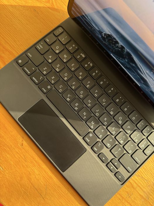 iPad Pro 11″ (3rd Gen, Wi‑Fi+Cellular, 128 GB) + Magic Keyboard+Pencil