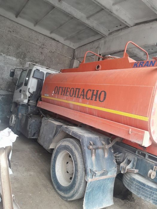 Ekskavatorlar 16 12 9m buldozer greyder va boshqa texnikalar arendaga