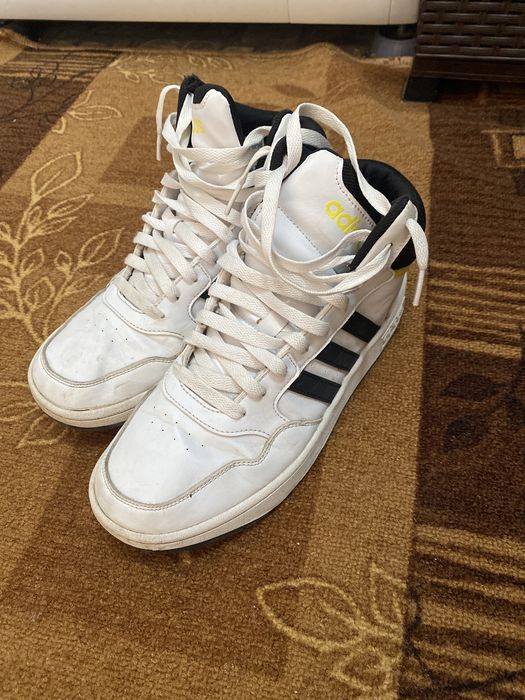 Adidas mid yellow