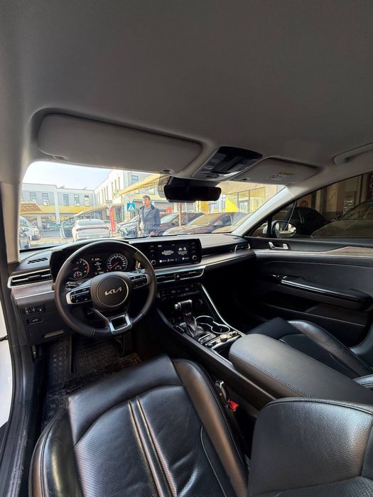 Kia k5 2.5l prestige  2023 avtokredit