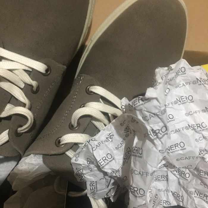 pantofi nr. 43 noi -nouti