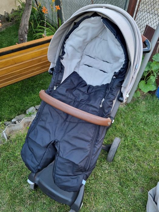Детска количка STOKKE V6 в отлично състояние.