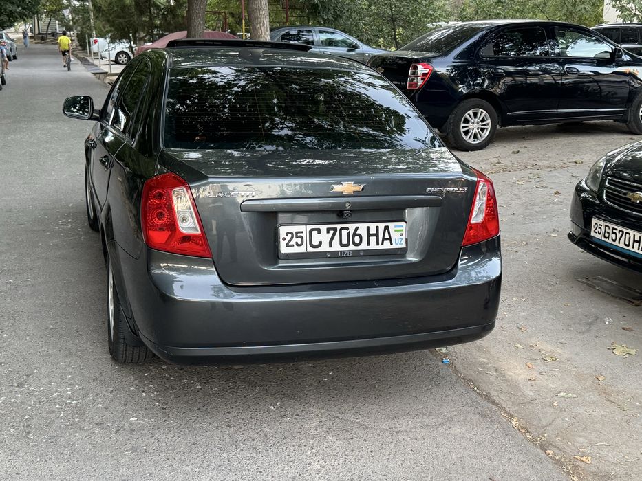 Chevrolet gentra 2018