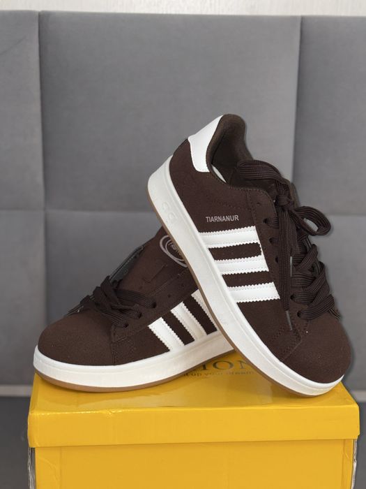 Кросовки новые Весенние