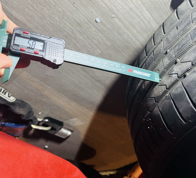 Летни гуми без джанти HANKOOK Ventus 205/60/16 DOT0722  5-6мм грайфер