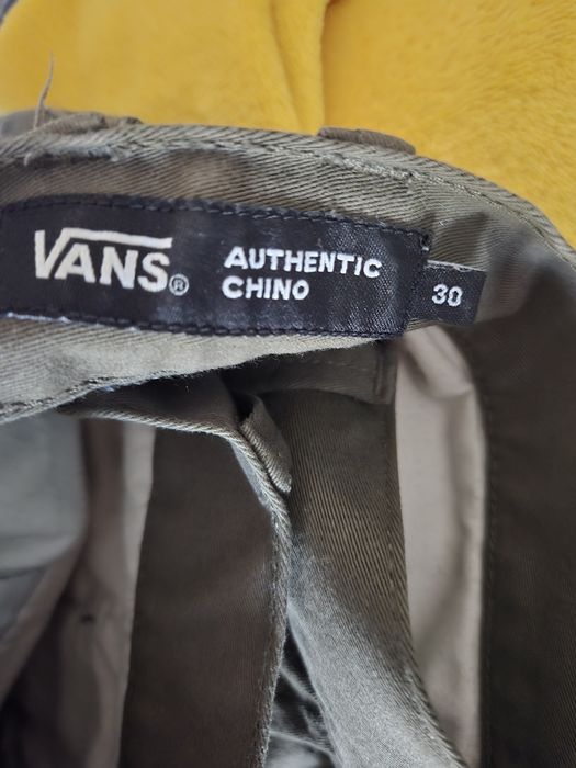 Продам брюки на подростка VANS