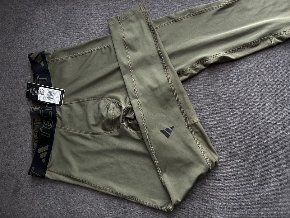 Мъжки спортен клин  adidas techfit