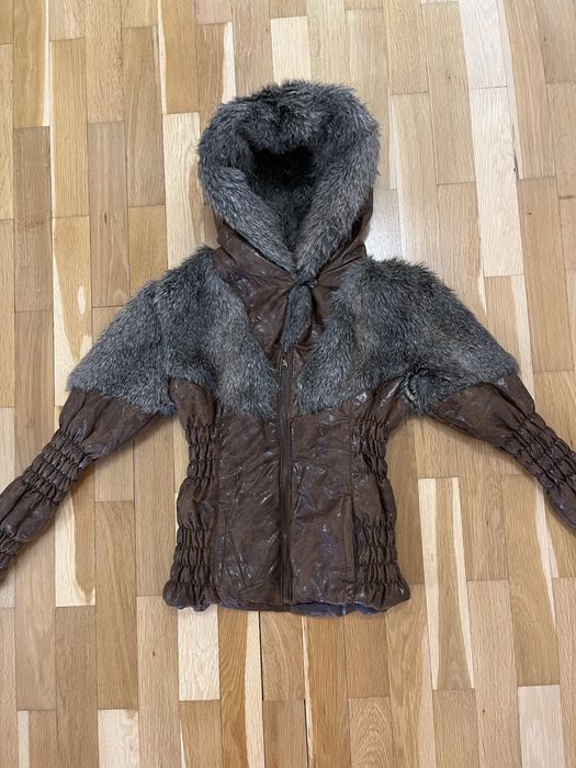 Дамско яке размер M