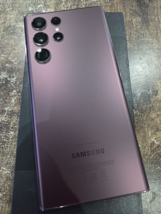 Galaxy S22 Ultra Burgundy 128 gb