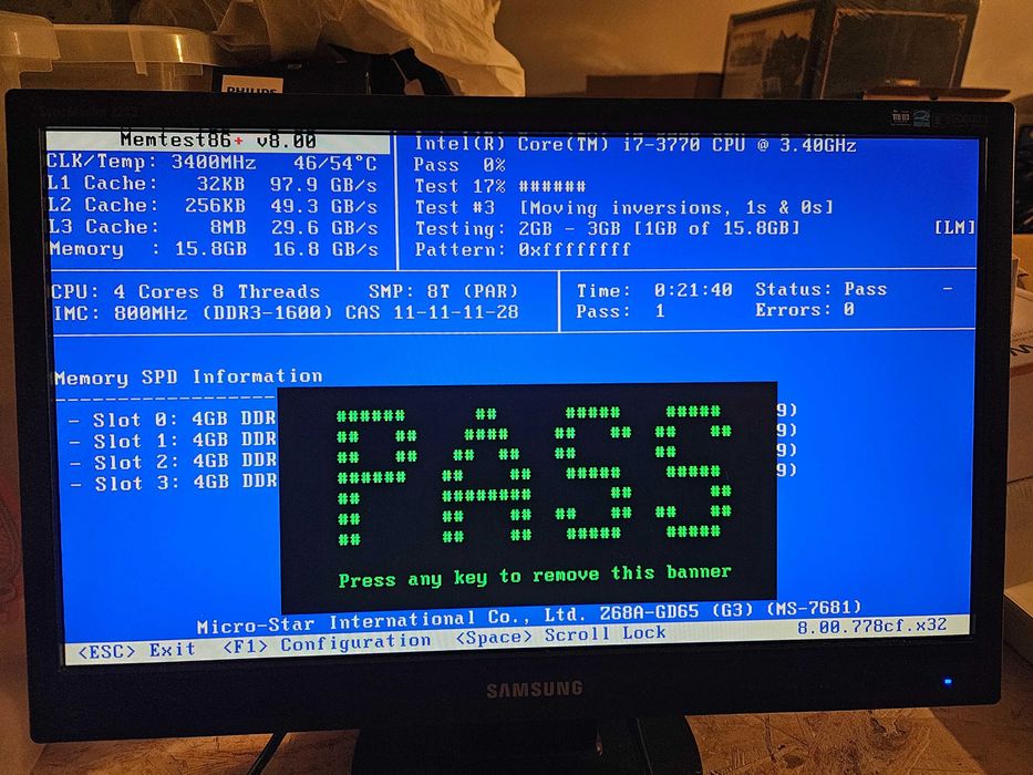 Vand set RAM DDR3-1600 Crucial 4GB - 30 buc