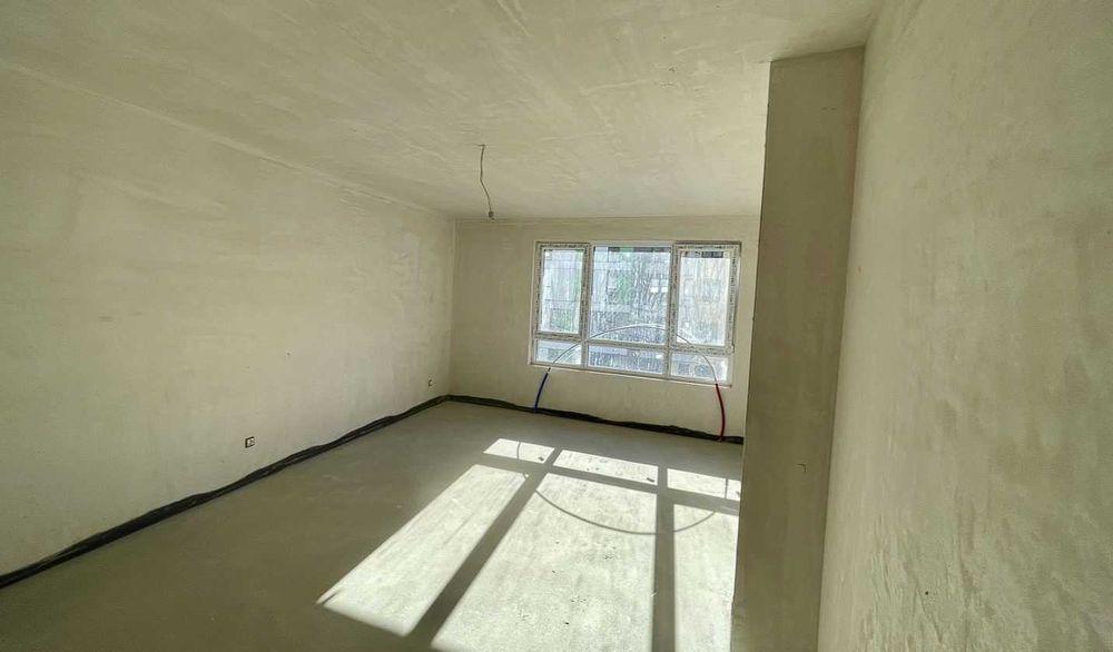 Тристаен апартамент във Връбница 2