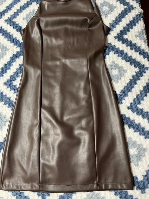 Продам платья в очень хорошем состоянии