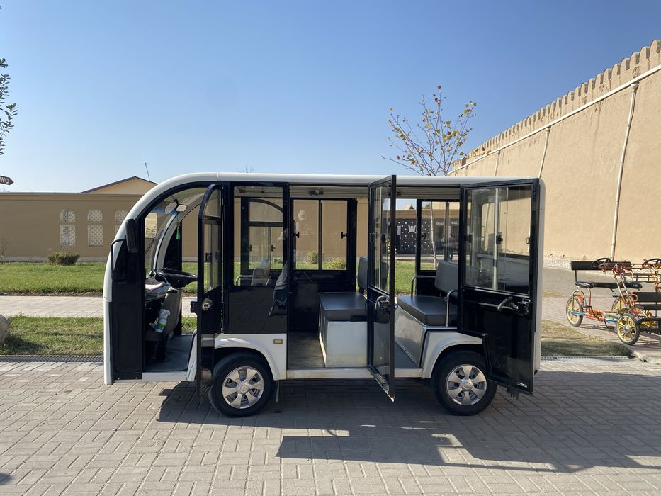 Golff car 9 kishilik