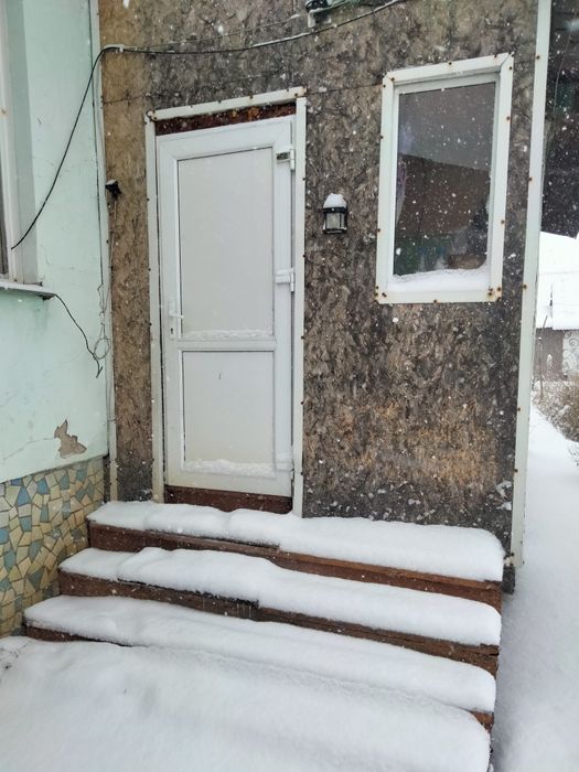 Продам часть дома , 3х комнатный