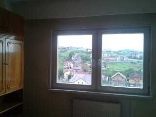 Vand apartament 3 camere