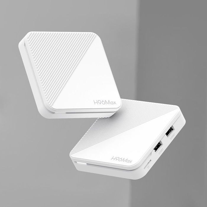 Приставка для телевизора Android/ smartTV box