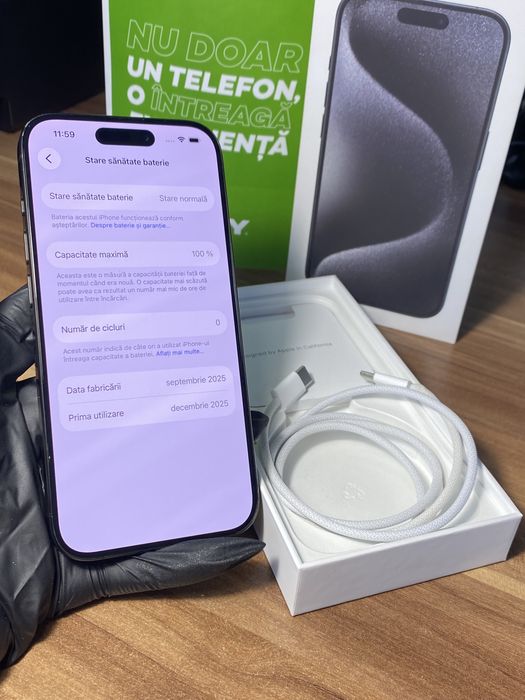 iPhone 15 Pro • 128 GB • Black Titanium