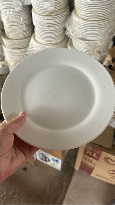 Белая посуда для кафе и ресторанов