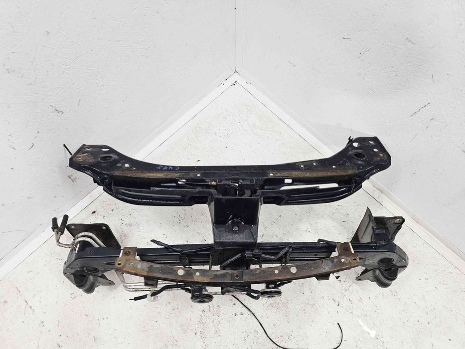 Armatura bara fata MITSUBISHI Outlander II [Fabr 2006-2015] OEM