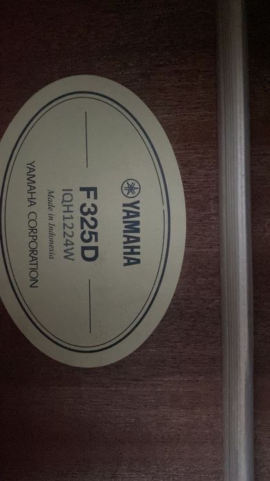 Гитара Yamaha 325D