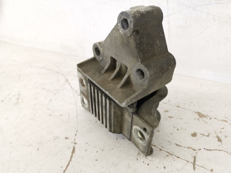 Антибалансираш Тампон за Двигател / Antibalansirasch Tampon za Dvigate