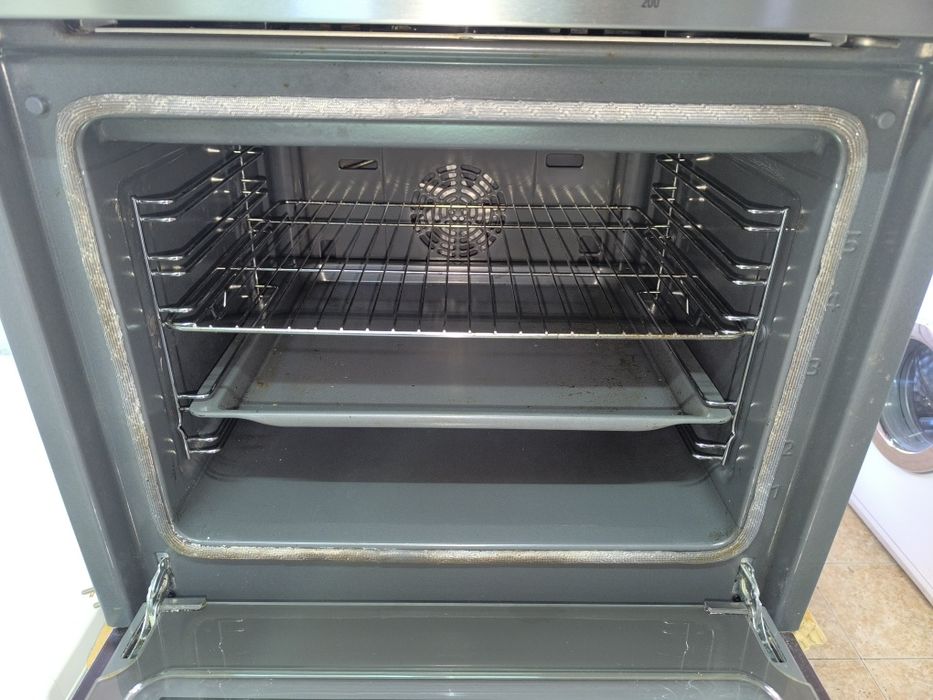 Фурна с котлони Siemens - Пиролиза