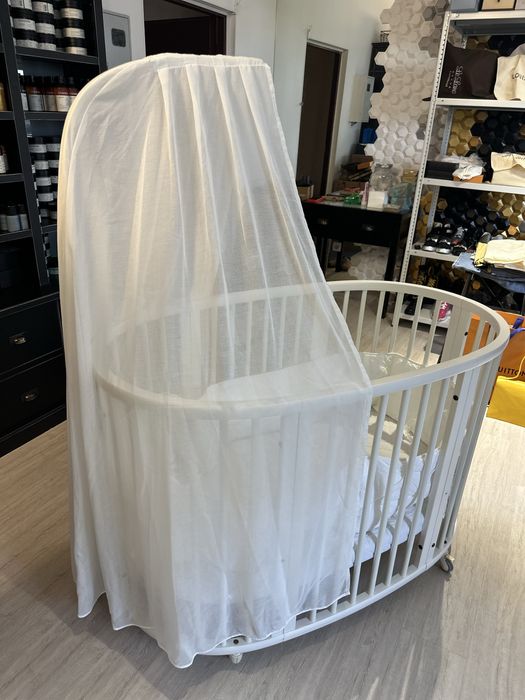 Продам манеж Stokke V4