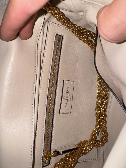Valentino garavani чанта