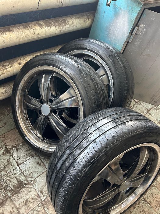 Продам диски r20 на летней резине.