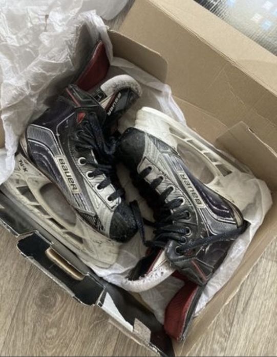 Хоккейные коньки BAUER X900