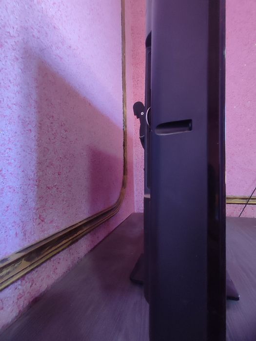 Телевизор artel 32 в идеальном состоянии по  хорошем цене