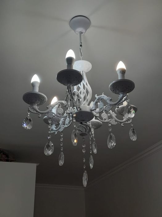 изящная люстра с доставкой