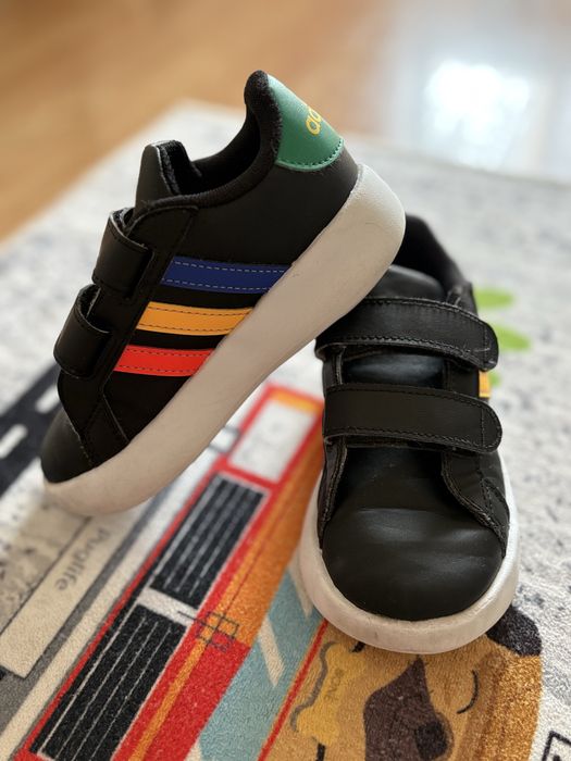 Детски маратонки adidas bubble