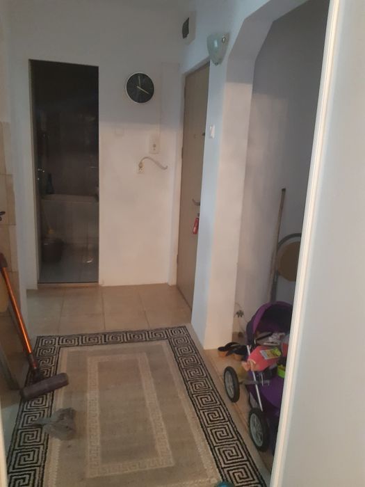 Închiriez apartament doua camere  parter