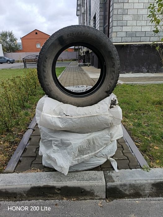 Продам шины зимние