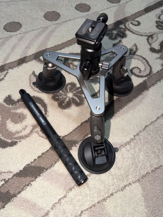 Продам экшн-камеру Insta360 X5