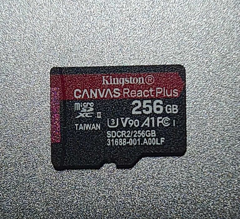 Card memorie Kingston Canavas React Plus  256GB  microSD  UHS-II