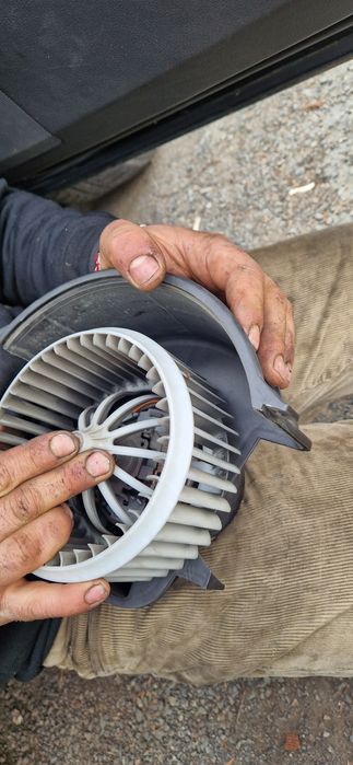 Продавам парното VW Touareg 2007.