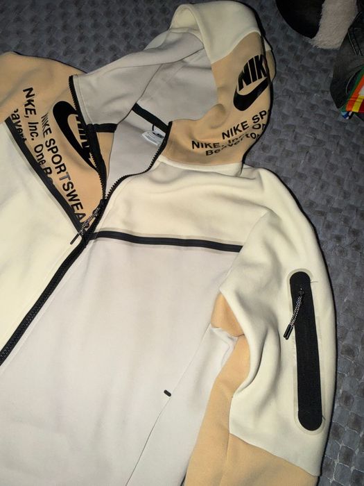 bluza nike tech