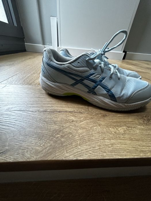 Тенис маратонки ASICS, 40 номер