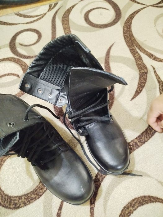 продам берцы новые