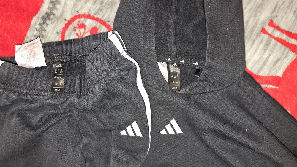 Детски анцуг Adidas за момче – размер 92 см втора употреба