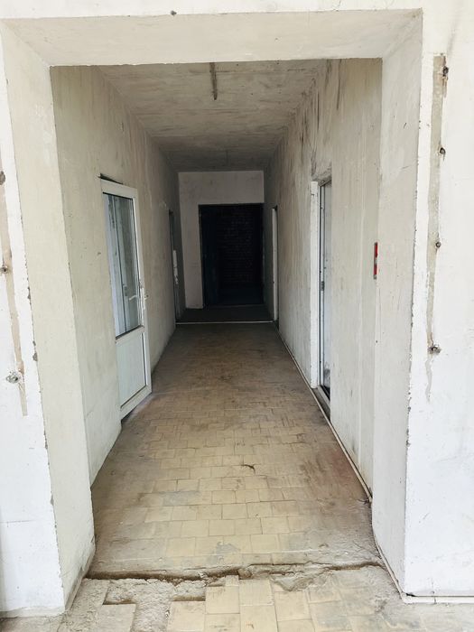 90 kv.m qulay joy arendaga beriladi!