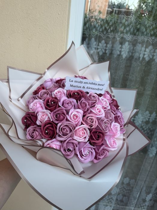 Aranjamente de trandafiri de sapun