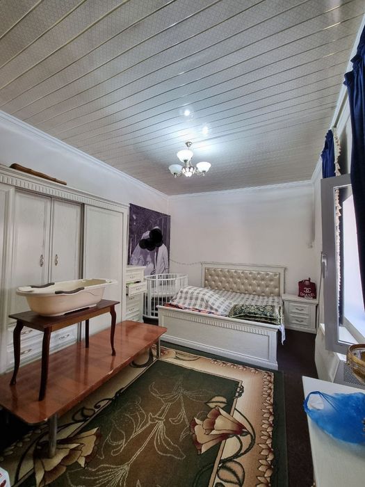 Ховли сотилади шахар марказида 3,8 сотик ( микрорайон односторонний)